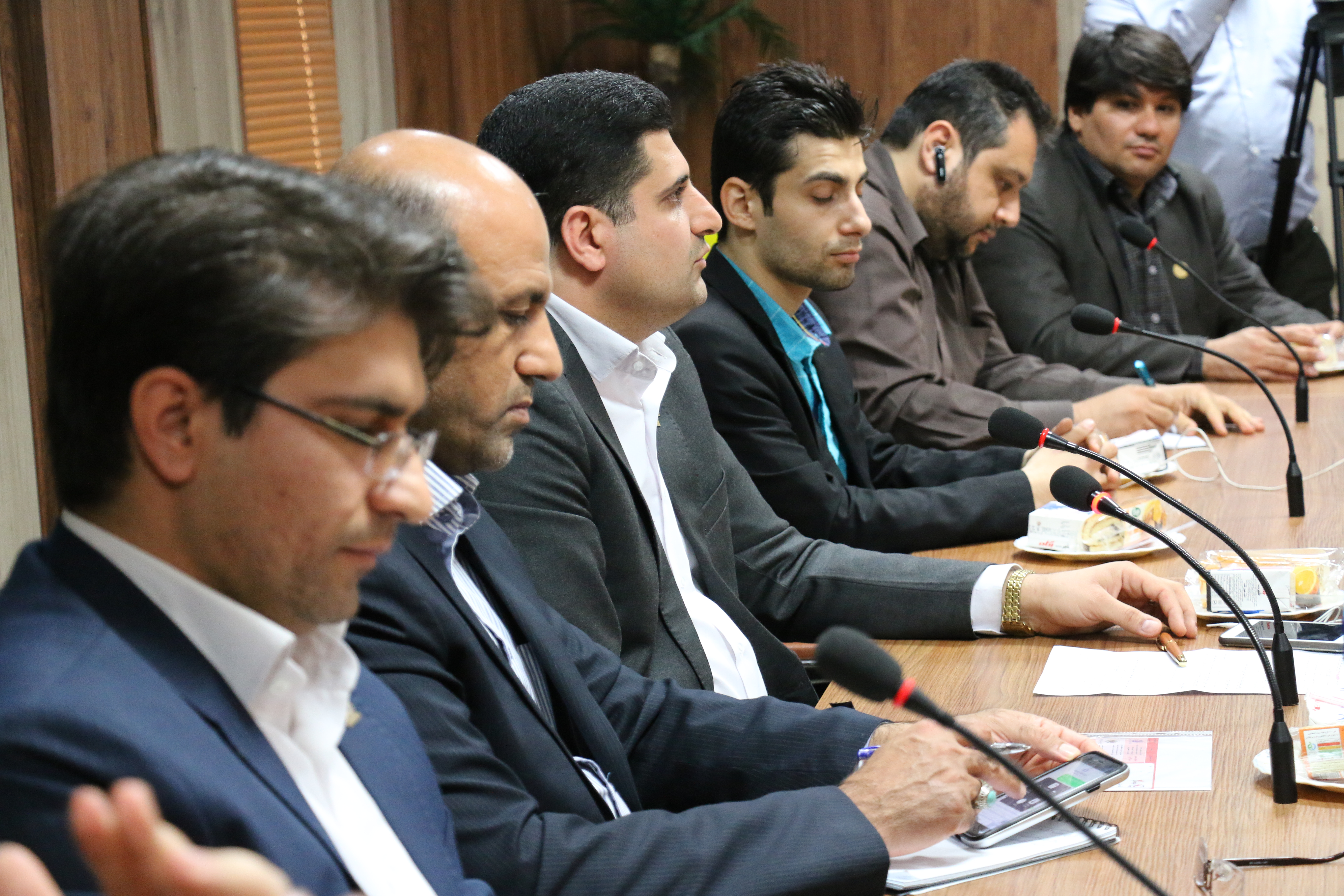 نشست خبری