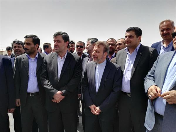 حضور جناب آقای دکترواعظی وزیر محترم ارتباطات و فناوری اطلاعات و معاونین ایشان در استان خوزستان به منظور افتتاح پروژه های ارتباطی و فناوری اطلاعات همزمان با سالروز آزاد سازی خرمشهر