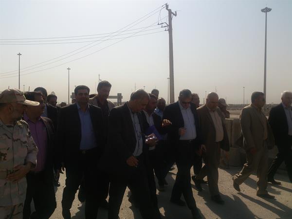 بازدید مدیرکل ارتباطات و فناوری اطلاعات خوزستان به همراه مسئولین کشوری  و استانی از مرزهای شلمچه و چذابه